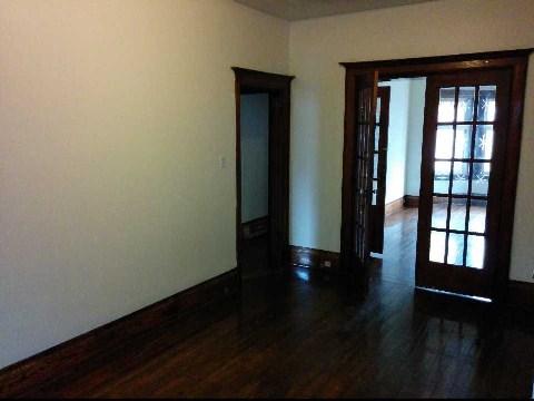 MAIN - 1377 King St W, Home with 2 bedrooms, 1 bathrooms and null parking in Toronto ON | Image 3