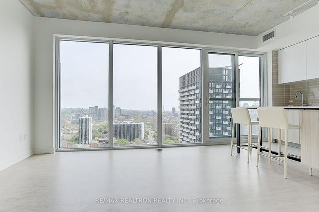 2909 - 65 Mutual St, Condo with 1 bedrooms, 1 bathrooms and 0 parking in Toronto ON | Image 2