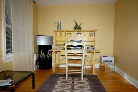 MAIN - 1328 Toronto St W, House other with 2 bedrooms, 1 bathrooms and 1 parking in Toronto ON | Image 5