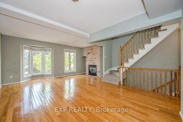 47 - 302 College Ave W, Townhouse with 3 bedrooms, 2 bathrooms and 0 parking in Guelph ON | Image 2