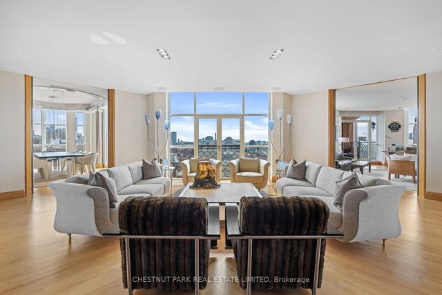 11A - 22 St Thomas St, Condo with 2 bedrooms, 4 bathrooms and 2 parking in Toronto ON | Image 16