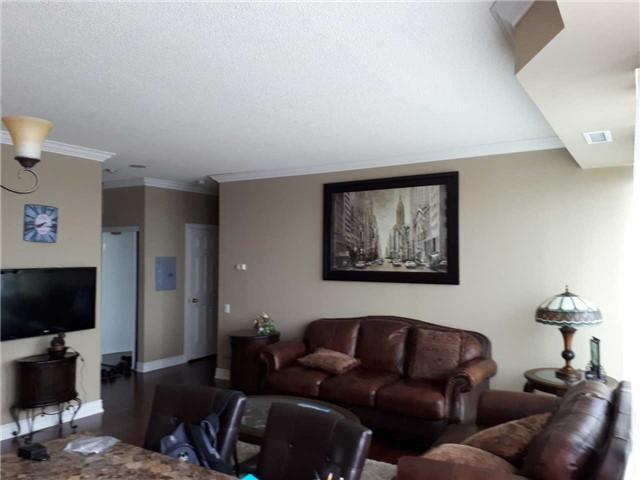 PH205 - 8 Hillcrest Ave, Condo with 2 bedrooms, 3 bathrooms and 1 parking in North York ON | Image 7