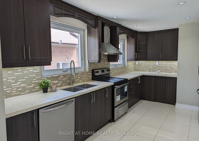 MAIN - 234 Roywood Dr, House semidetached with 3 bedrooms, 3 bathrooms and 2 parking in North York ON | Image 20