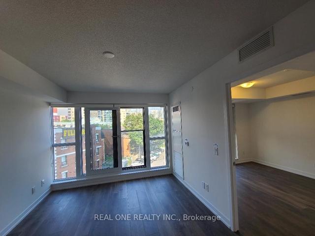 511 - 219 Dundas St E, Condo with 2 bedrooms, 1 bathrooms and 0 parking in Toronto ON | Image 17