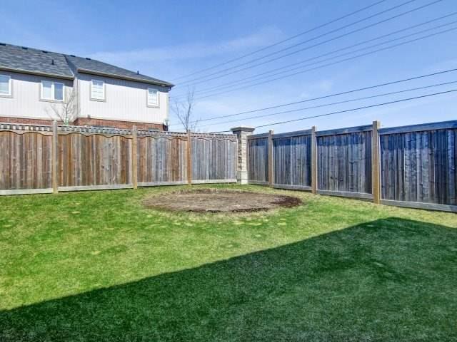 885 Taggart Cres, House detached with 4 bedrooms, 3 bathrooms and 2 parking in Oshawa ON | Image 18
