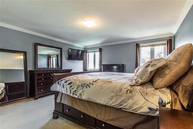 MAIN2ND - 737 Boughton Cres, House detached with 5 bedrooms, 2 bathrooms and 4 parking in Milton ON | Image 29