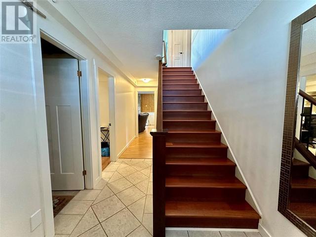 523 Stonor St, House detached with 4 bedrooms, 2 bathrooms and 4 parking in Summerland BC | Image 11