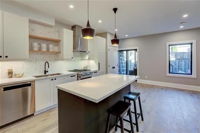 MAIN - 238 Garden Ave, House semidetached with 1 bedrooms, 1 bathrooms and 1 parking in Toronto ON | Image 15