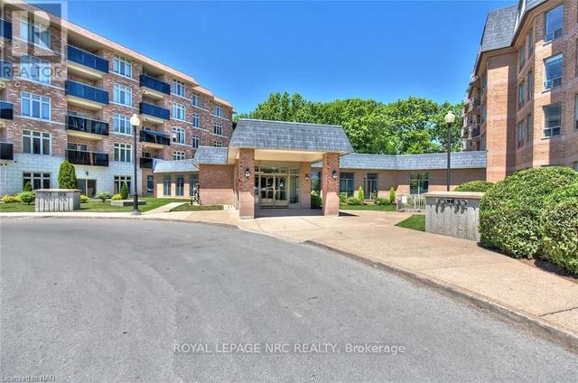 330 - 8111 Forest Glen Dr, Condo with 2 bedrooms, 2 bathrooms and 2 parking in Niagara Falls ON | Image 1