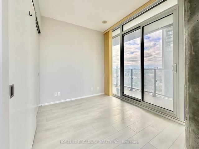 2008 - 125 Peter St, Condo with 2 bedrooms, 1 bathrooms and 0 parking in Toronto ON | Image 8
