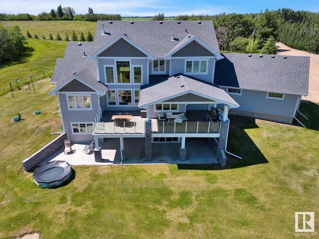 56429a Rge Rd 240, House detached with 6 bedrooms, 4 bathrooms and null parking in Sturgeon County AB | Image 4