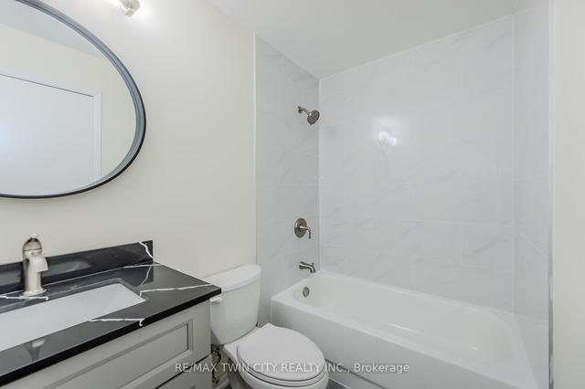 PH15 - 30 Blue Springs Dr, Condo with 2 bedrooms, 2 bathrooms and 2 parking in Waterloo ON | Image 14