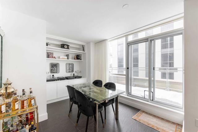 PH1903 - 80 Cumberland St, Condo with 2 bedrooms, 3 bathrooms and 1 parking in Toronto ON | Image 8