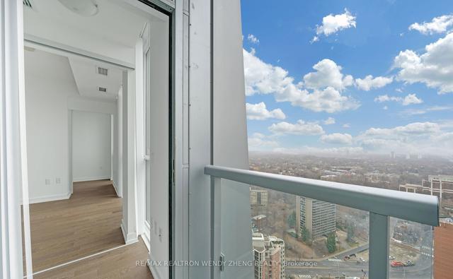 3009 - 1 Yorkville Ave, Condo with 1 bedrooms, 1 bathrooms and 0 parking in Toronto ON | Image 7