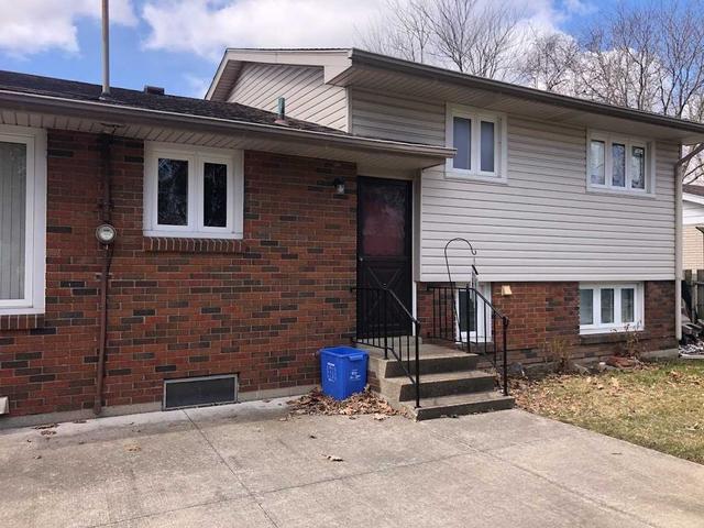 MAIN - 3240 Askin Ave, House detached with 3 bedrooms, 1 bathrooms and 2 parking in Windsor ON | Image 8