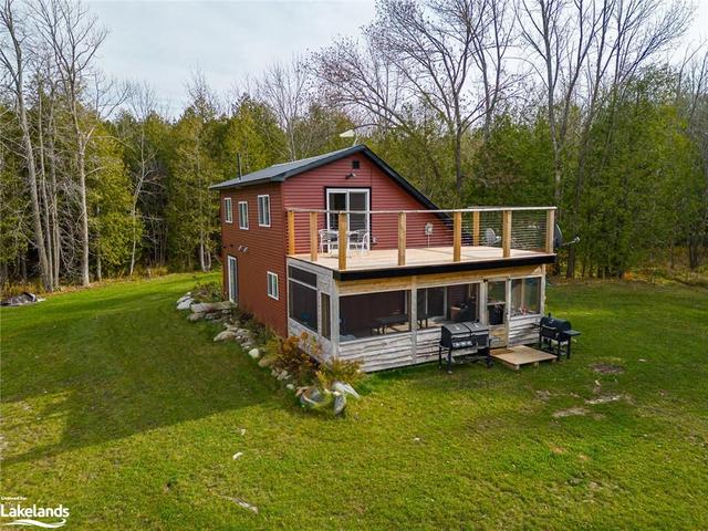 25359 Euphrasia St Vincent Tline, House detached with 3 bedrooms, 2 bathrooms and 10 parking in Meaford ON | Image 12