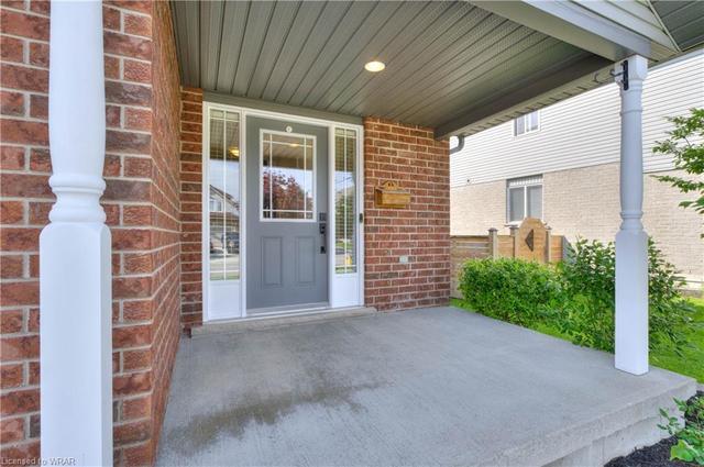 270 Theodore Schuler Blvd, House semidetached with 3 bedrooms, 1 bathrooms and 3 parking in Wilmot ON | Image 4