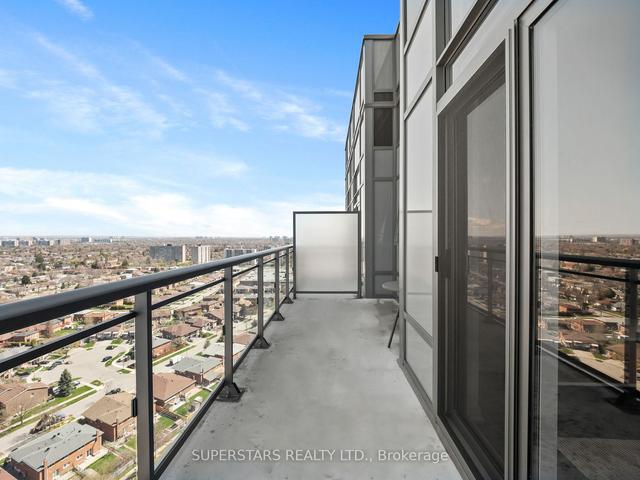 PH1 - 50 Ann O'reilly Rd, Condo with 2 bedrooms, 2 bathrooms and 1 parking in North York ON | Image 11
