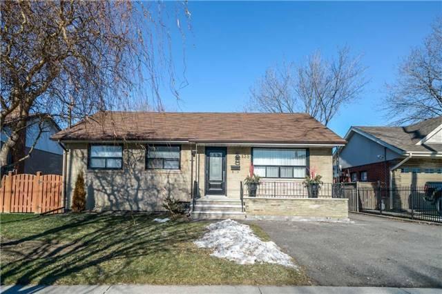 MAIN - 138 Rustic Rd, House detached with 3 bedrooms, 1 bathrooms and 1 parking in North York ON | Image 1