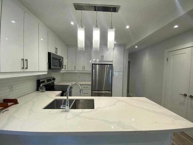 MAIN - 130 Estelle Ave, House detached with 3 bedrooms, 3 bathrooms and 3 parking in North York ON | Image 13