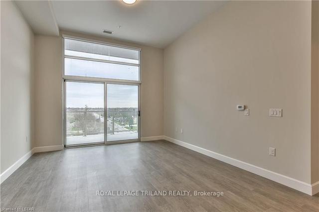 709 - 1600 Hyde Park Rd, Condo with 3 bedrooms, 1 bathrooms and 0 parking in London ON | Image 6