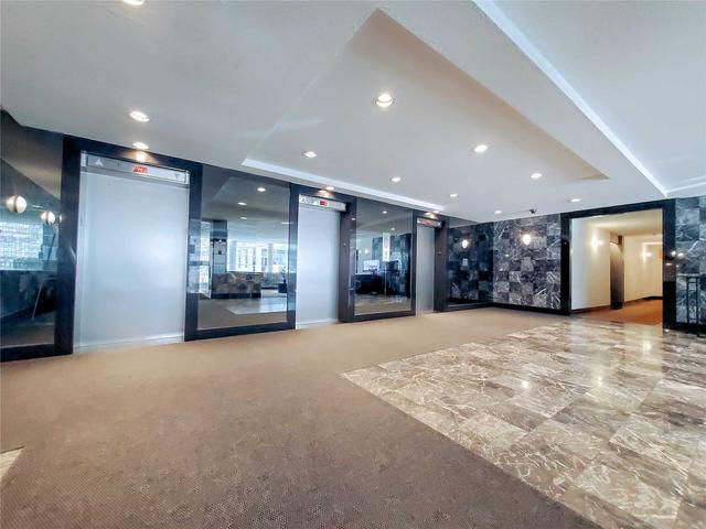 PH201 - 5785 Yonge St, Condo with 2 bedrooms, 2 bathrooms and 2 parking in North York ON | Image 12