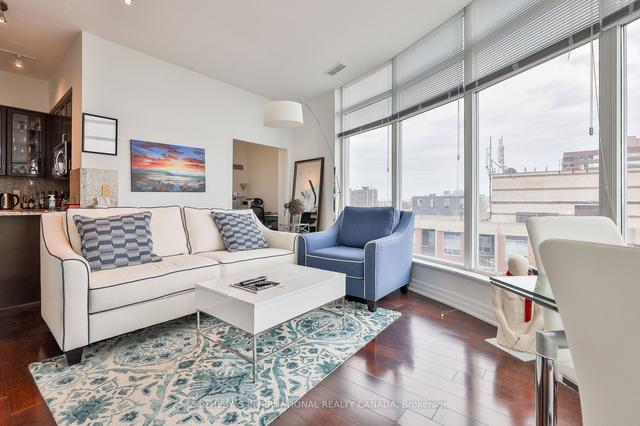 PH-201 - 8 Scollard St, Condo with 2 bedrooms, 2 bathrooms and 1 parking in Toronto ON | Image 11