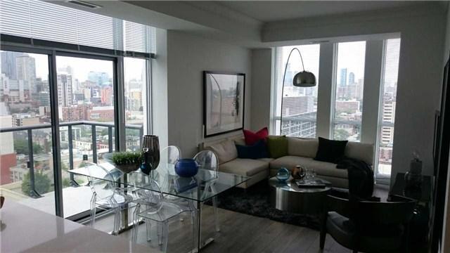 PH-13 - 400 Adelaide St E, Condo with 3 bedrooms, 2 bathrooms and null parking in Toronto ON | Image 8