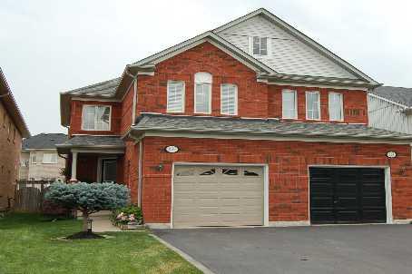 883 Golden Farmer Way, House semidetached with 3 bedrooms, 4 bathrooms and 2 parking in Mississauga ON | Image 1
