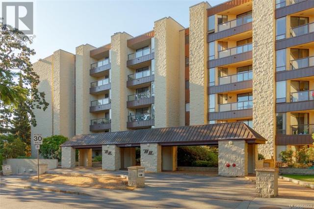 511 - 1745 Leighton Rd, Condo with 1 bedrooms, 1 bathrooms and 1 parking in Victoria BC | Image 1