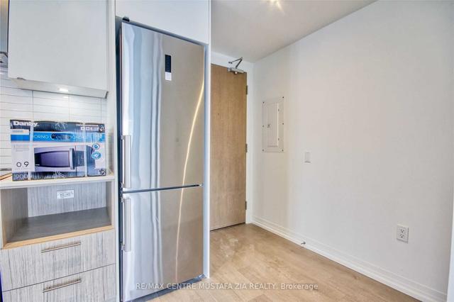 1630 - 251 Jarvis St, Condo with 2 bedrooms, 2 bathrooms and 0 parking in Toronto ON | Image 17