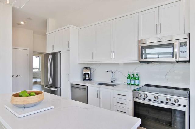 PH-1 - 5101 Dundas St W, Condo with 2 bedrooms, 2 bathrooms and 1 parking in Etobicoke ON | Image 8
