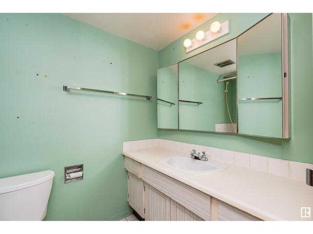 1001 - 9808 103 St Nw, Condo with 2 bedrooms, 2 bathrooms and 2 parking in Edmonton AB | Image 43
