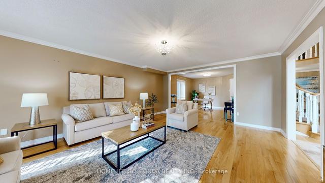 883 Comfort Ln, House detached with 4 bedrooms, 5 bathrooms and 6 parking in Newmarket ON | Image 34