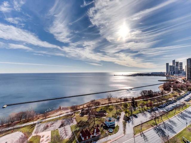 PH03 - 1900 Lake Shore Blvd W, Condo with 2 bedrooms, 2 bathrooms and 1 parking in Toronto ON | Image 4