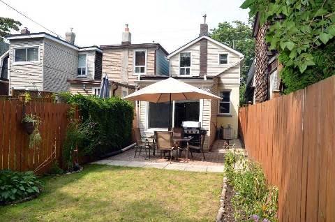 803 Sammon Ave, House detached with 2 bedrooms, 1 bathrooms and 1 parking in East York ON | Image 13