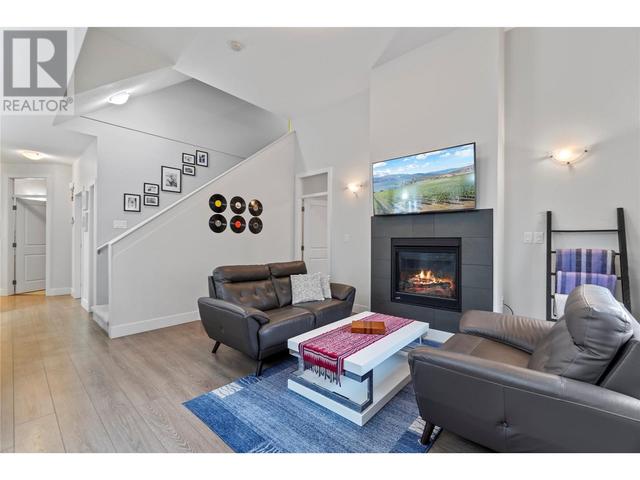 108 - 14395 Herron Rd, House detached with 3 bedrooms, 2 bathrooms and 2 parking in Summerland BC | Image 5