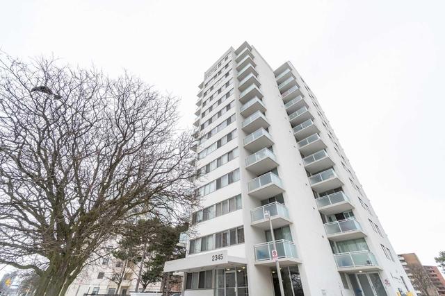 PH3 - 2345 Confederation Pky, Condo with 3 bedrooms, 2 bathrooms and 1 parking in Mississauga ON | Image 1