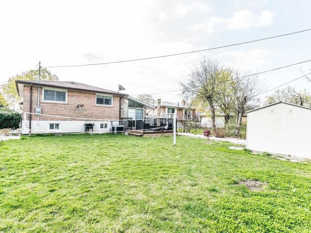 90 Brookland Dr, House detached with 3 bedrooms, 3 bathrooms and 5 parking in Brampton ON | Image 26