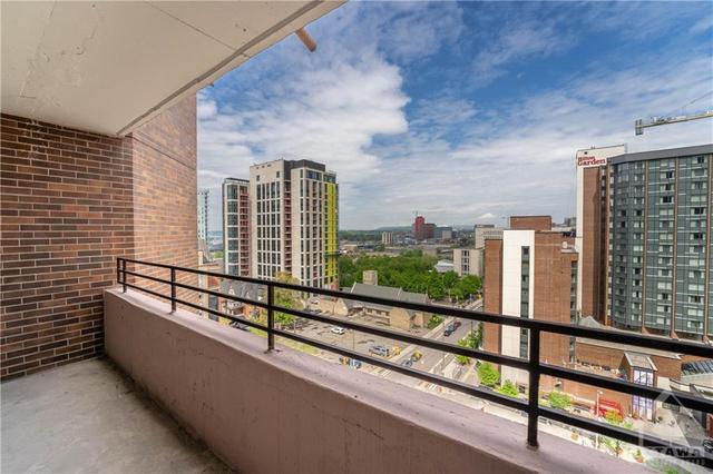1205 - 151 Bay St, Condo with 2 bedrooms, 2 bathrooms and 1 parking in Ottawa ON | Image 22