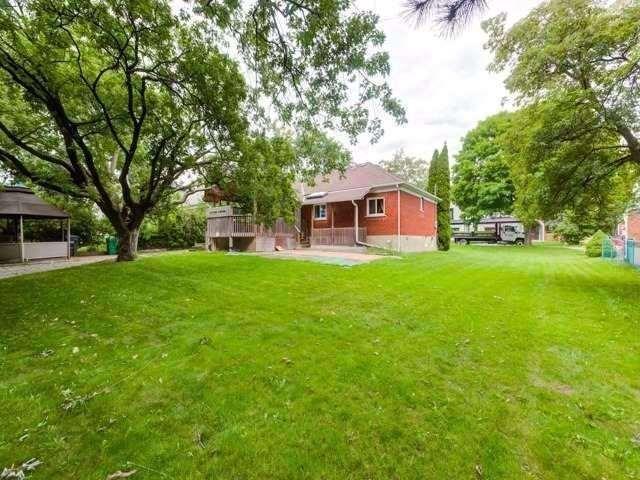 MAIN - 1366 Applewood Rd, House detached with 3 bedrooms, 1 bathrooms and 5 parking in Mississauga ON | Image 1