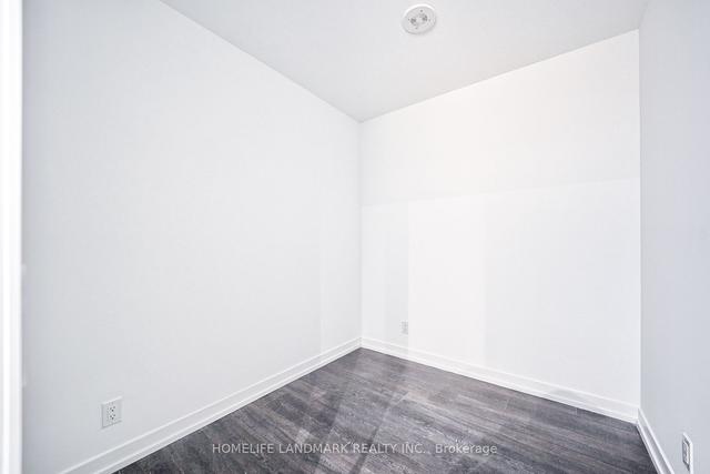 803 - 2020 Bathurst St, Condo with 2 bedrooms, 2 bathrooms and 1 parking in York ON | Image 27