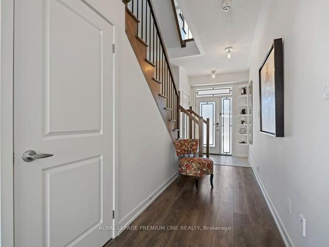 227 Wheat Boom Dr, House attached with 3 bedrooms, 4 bathrooms and 2 parking in Oakville ON | Image 12