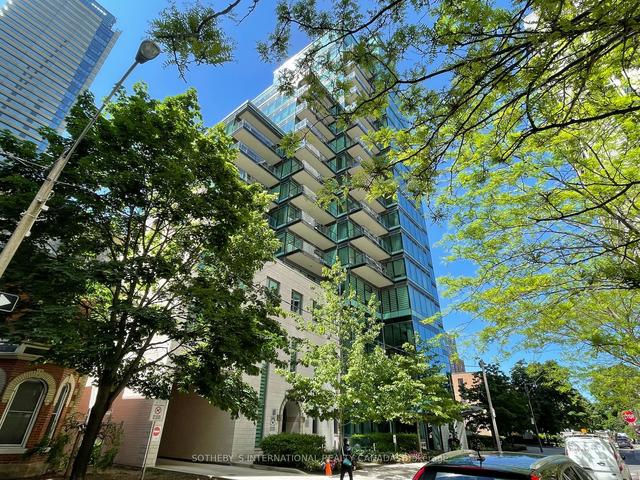 704 - 77 Charles St W, Condo with 2 bedrooms, 2 bathrooms and 2 parking in Toronto ON | Image 1