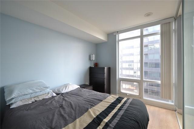 PH1901 - 4K Spadina Ave, Condo with 1 bedrooms, 1 bathrooms and null parking in Toronto ON | Image 5