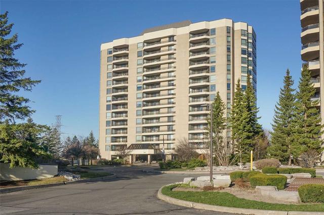 803 - 700 Wilson Rd N, Condo with 2 bedrooms, 2 bathrooms and 1 parking in Oshawa ON | Image 1