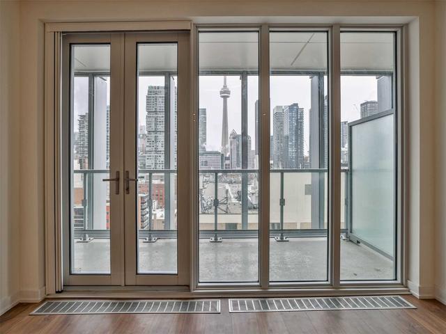 PH12 - 50 Mccaul St, Condo with 3 bedrooms, 2 bathrooms and 2 parking in Toronto ON | Image 17