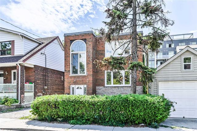 MAIN - 163 Simpson Ave, House detached with 2 bedrooms, 1 bathrooms and 1 parking in Toronto ON | Image 13