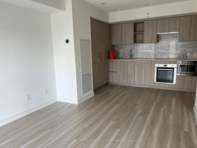 1803 - 17 Bathurst St, Condo with 1 bedrooms, 1 bathrooms and 0 parking in Toronto ON | Image 4