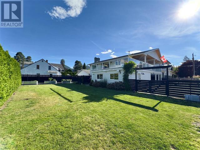 523 Stonor St, House detached with 4 bedrooms, 2 bathrooms and 4 parking in Summerland BC | Image 30